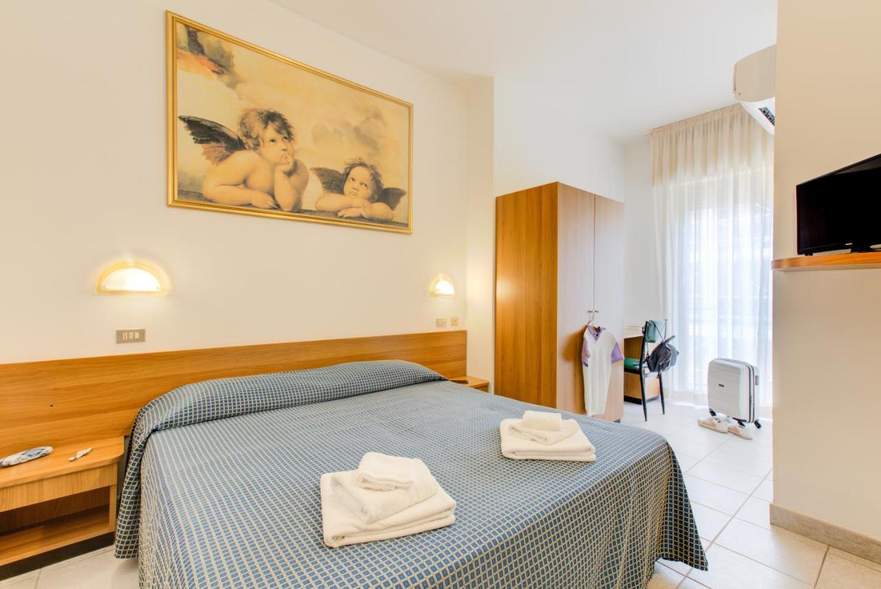 Hotel Nizza - NUOVA GESTIONE Riccione Esterno foto