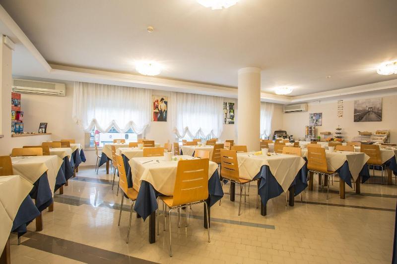 Hotel Nizza - NUOVA GESTIONE Riccione Esterno foto
