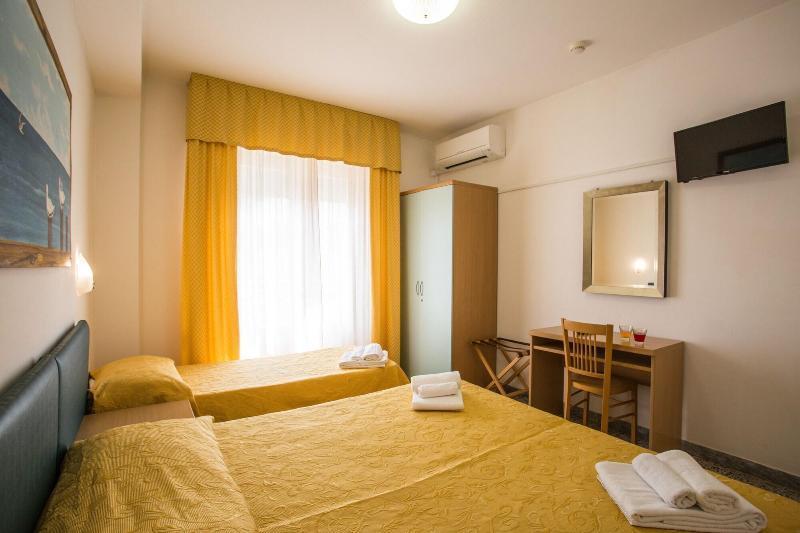 Hotel Nizza - NUOVA GESTIONE Riccione Esterno foto