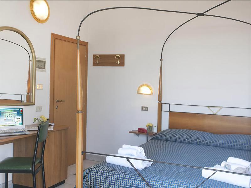 Hotel Nizza - NUOVA GESTIONE Riccione Esterno foto
