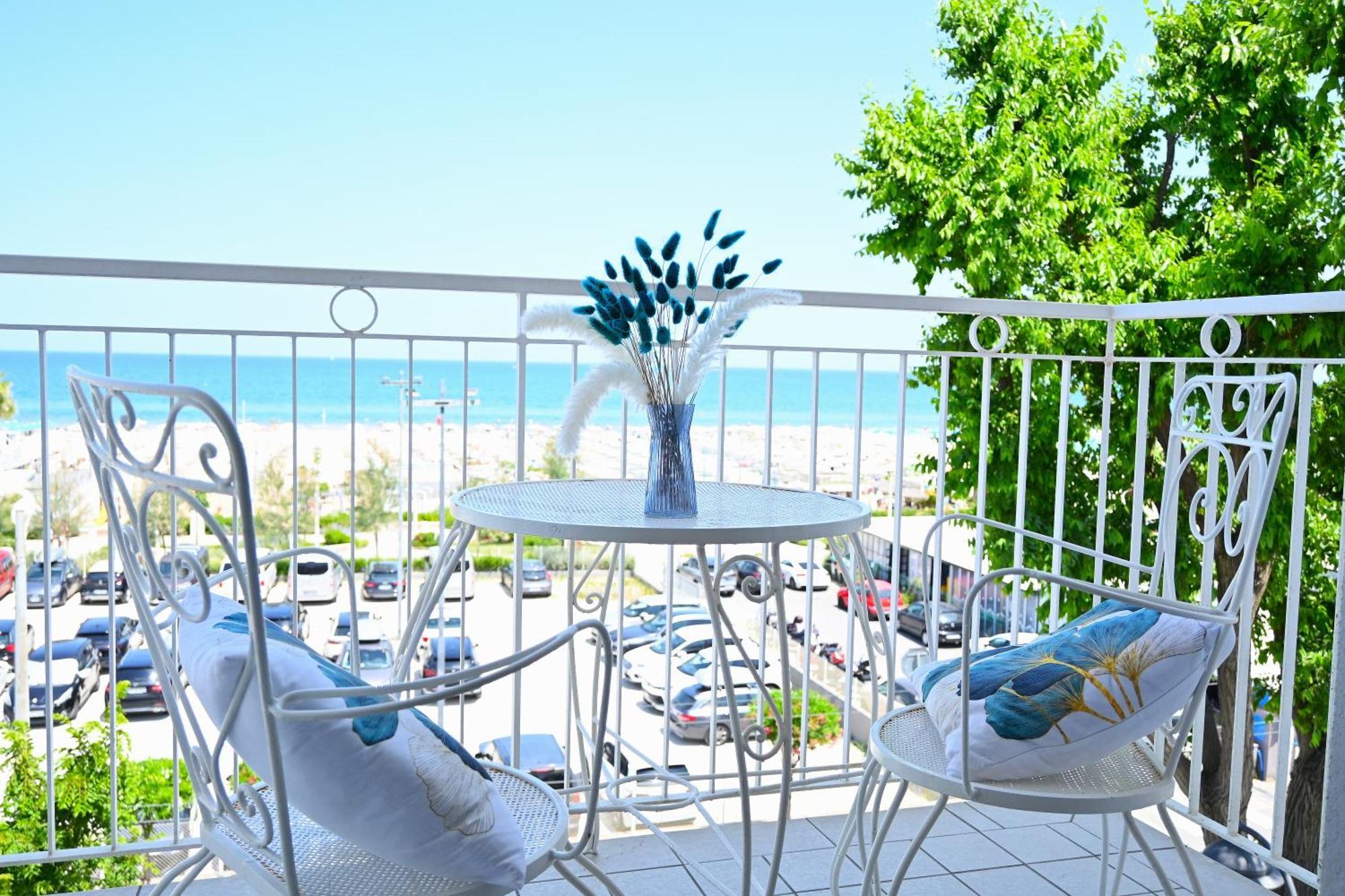 Hotel Nizza - NUOVA GESTIONE Riccione Esterno foto