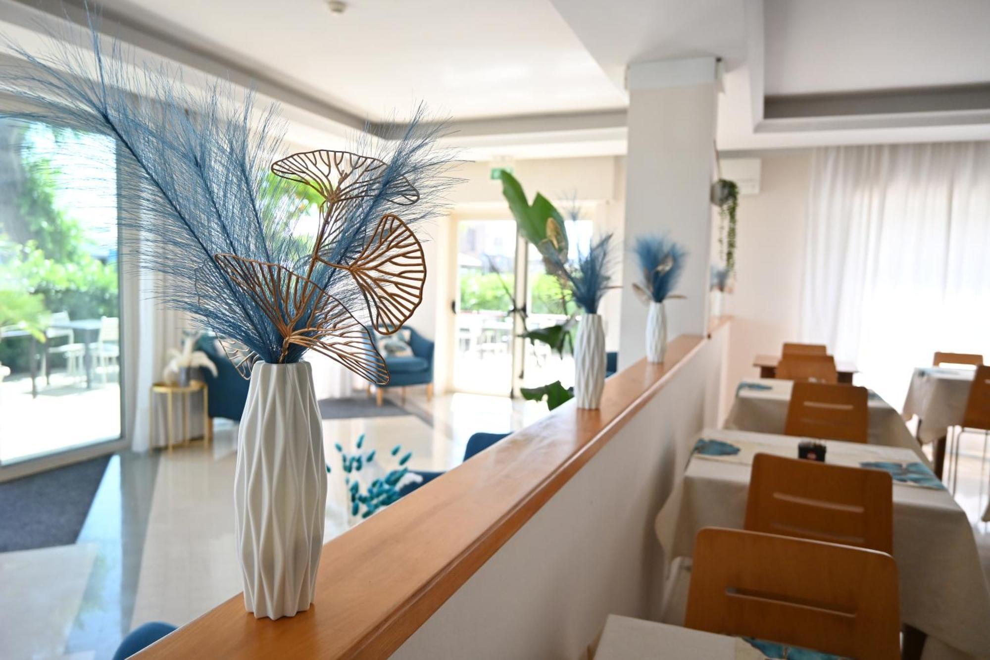 Hotel Nizza - NUOVA GESTIONE Riccione Esterno foto