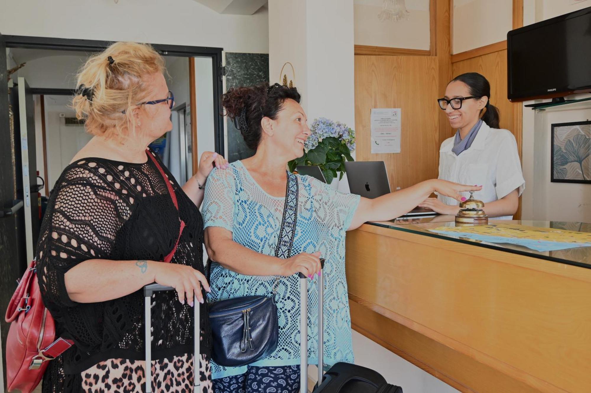 Hotel Nizza - NUOVA GESTIONE Riccione Esterno foto