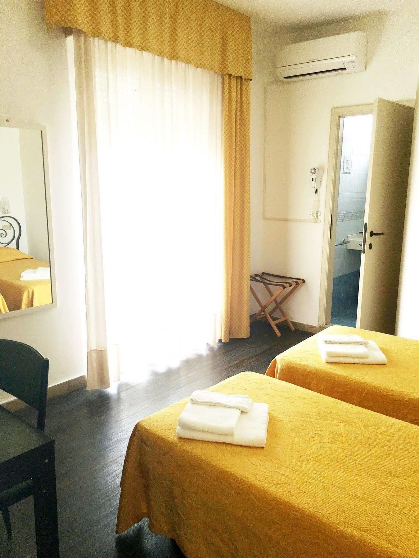 Hotel Nizza - NUOVA GESTIONE Riccione Esterno foto